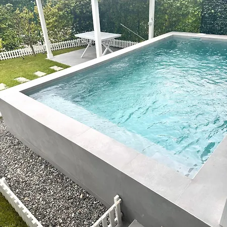 Crystal Pool Bay Of Lalzi *